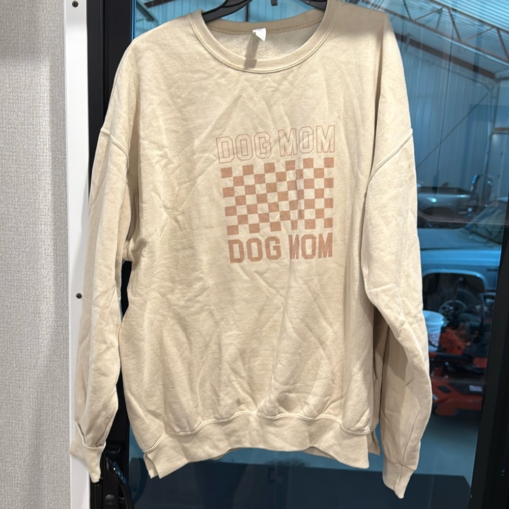 Women Gildan Dog Mom Crewneck #women #dogmom